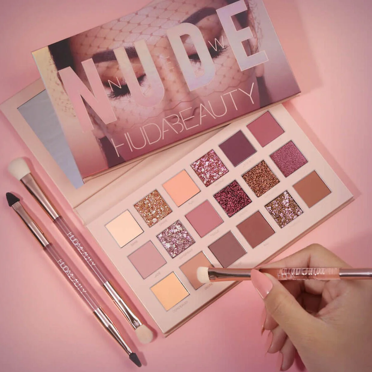 HUDA_Beauty_Nude_Eyeshadow_Palette.webp